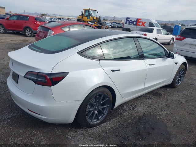 Продажа на аукционе авто 2023 Tesla Model 3 Rear-wheel Drive, vin: 5YJ3E1EAXPF626849, номер лота: 44063155