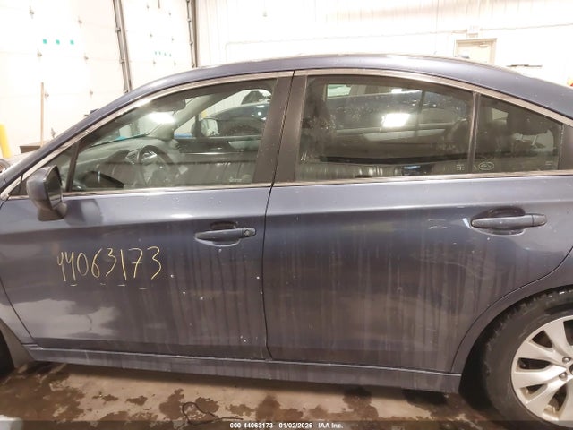 Продаж на аукціоні авто 2015 Subaru Legacy 2.5i Premium, vin: 4S3BNBD69F3023286, номер лоту: 44063173