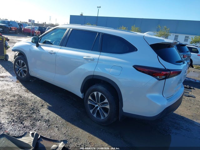 Toyota Highlander Hybrid Xle 2025 5TDKBRCH4SS654525 Image 3