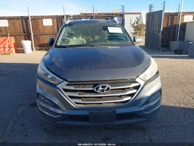 KM8J33A40JU691535 Hyundai TUCSON SEL