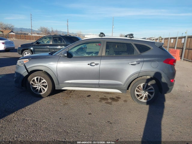 KM8J33A40JU691535 Hyundai TUCSON SEL