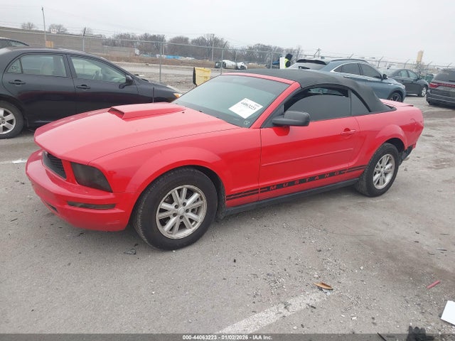 2008 FORD MUSTANG 1ZVHT84N685171152 Photo 1
