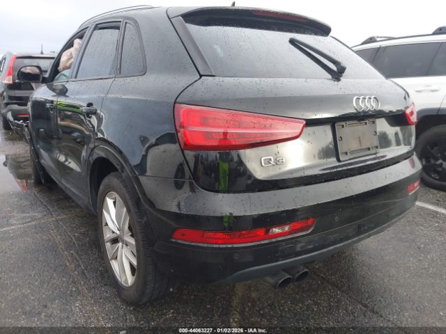 2018 AUDI Q3 WA1BCCFS1JR017942 Photo 2