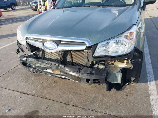 Subaru Forester 2.5i Premium 2015 JF2SJADC4FG528240 Image 18