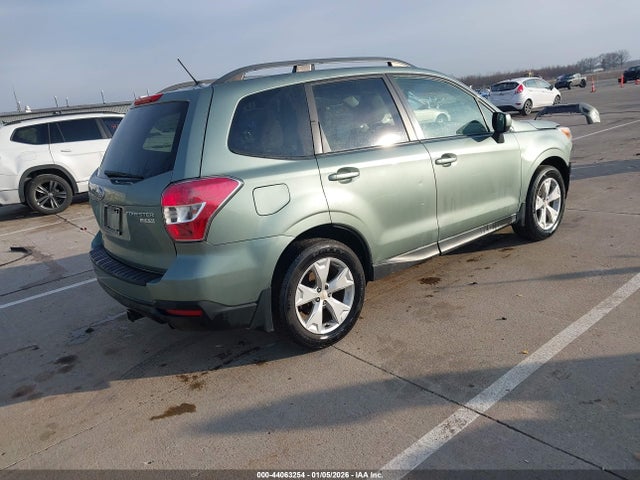Subaru Forester 2.5i Premium 2015 JF2SJADC4FG528240 Image 4