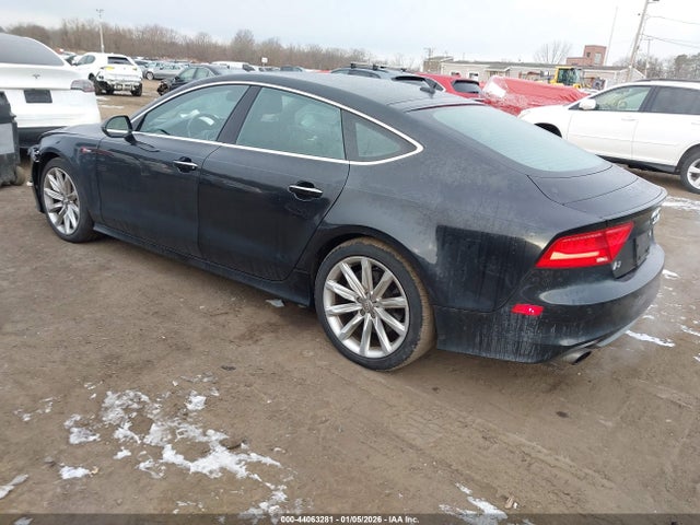 2015 AUDI A7 WAU2GAFC0FN063829 Photo 2