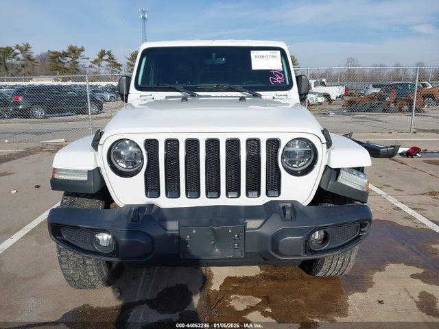 1C4HJXEG6LW150985 Jeep Wrangler Unlimited Sahara Altitude