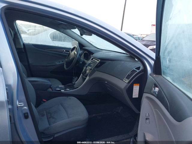 Hyundai SONATA HYBRID 2014 KMHEC4A4XEA114185 Image 5