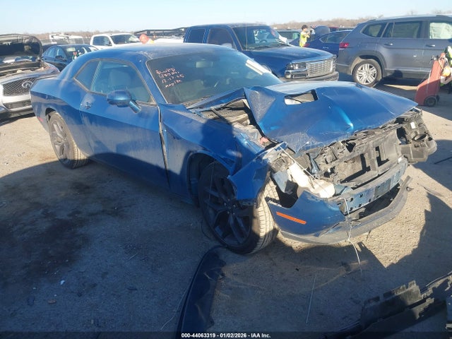 Продаж на аукціоні авто 2021 Dodge Challenger Sxt, vin: 2C3CDZAG3MH530969, номер лоту: 44063319