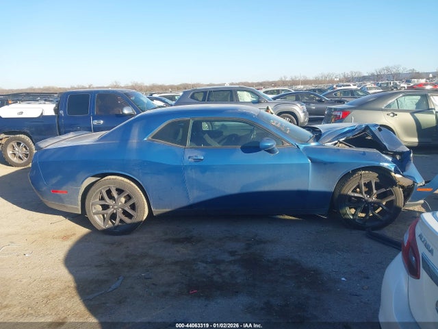 Продаж на аукціоні авто 2021 Dodge Challenger Sxt, vin: 2C3CDZAG3MH530969, номер лоту: 44063319
