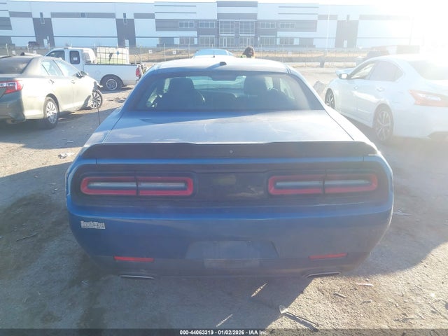 Продаж на аукціоні авто 2021 Dodge Challenger Sxt, vin: 2C3CDZAG3MH530969, номер лоту: 44063319