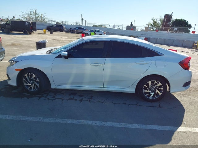 Honda CIVIC EX 2018 2HGFC2F72JH518997 Image 14