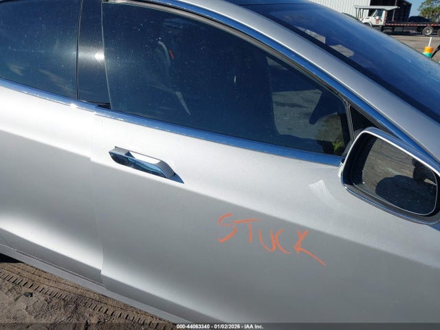 2016 TESLA MODEL S 5YJSA1E2XGF150182 Photo 4