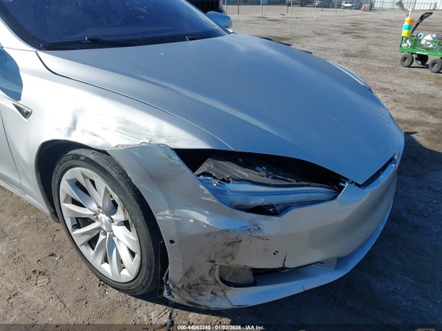2016 TESLA MODEL S 5YJSA1E2XGF150182 Photo 5