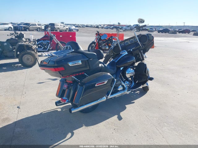 2016 HARLEY-DAVIDSON FLHTK 1HD1KEL18GB660008 Photo 3