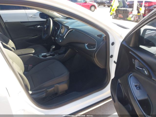 2021 CHEVROLET MALIBU 1G1ZB5ST2MF036676 Photo 4