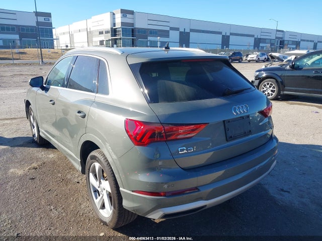 2019 AUDI Q3 WA1AECF31K1067920 Photo 2