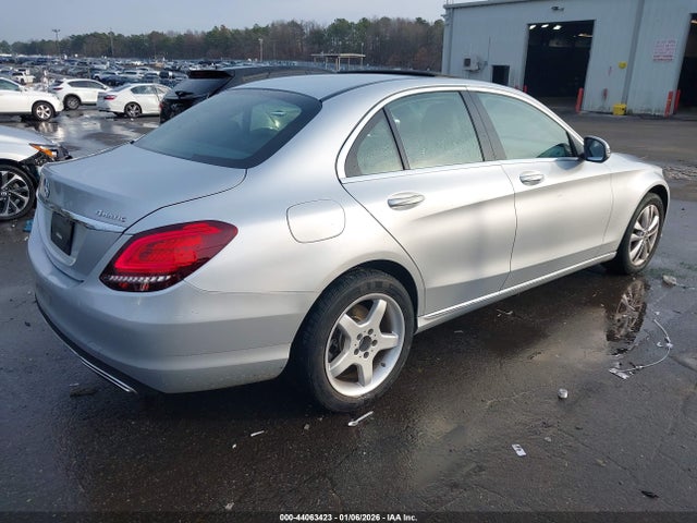 44063423 :رقم المزاد ، WDDWF8EB6KR516241 vin ، 2019 Mercedes-benz C 300 4matic مزاد بيع