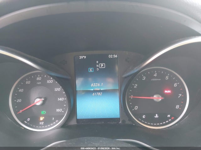 44063423 :رقم المزاد ، WDDWF8EB6KR516241 vin ، 2019 Mercedes-benz C 300 4matic مزاد بيع