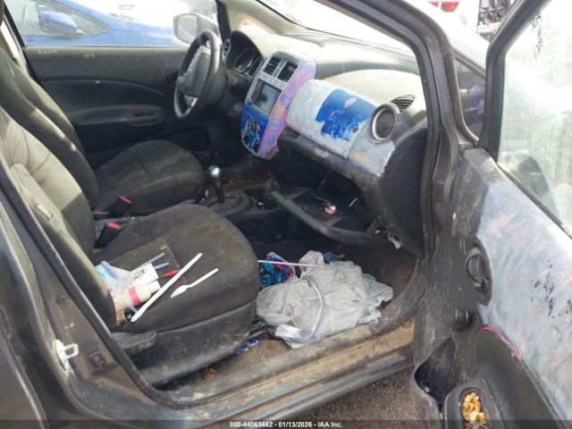 2018 NISSAN VERSA NOTE 3N1CE2CP4JL369826 Photo 4