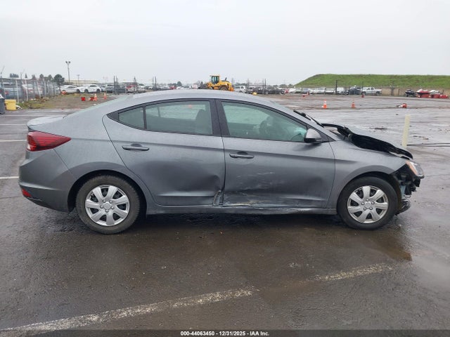 KMHD74LF9KU822498 Hyundai ELANTRA SE