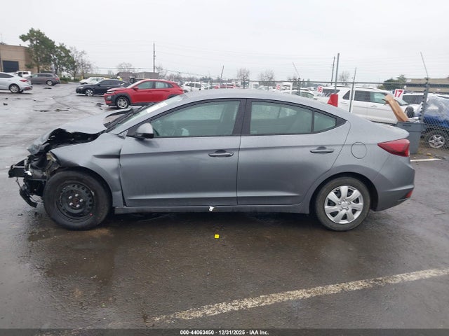 KMHD74LF9KU822498 Hyundai ELANTRA SE