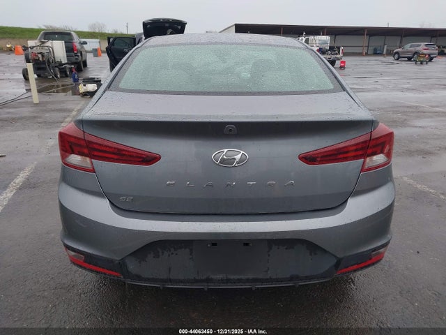 KMHD74LF9KU822498 Hyundai ELANTRA SE