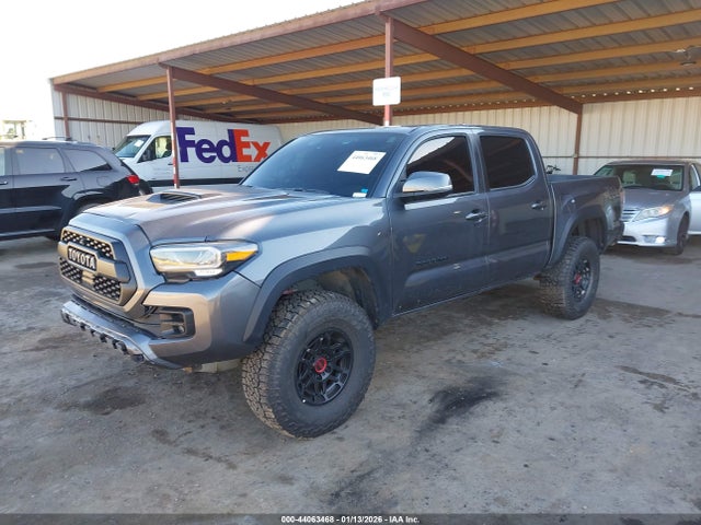 3TYCZ5AN2PT160385 Toyota Tacoma Trd Pro