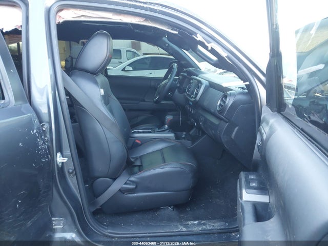 3TYCZ5AN2PT160385 Toyota Tacoma Trd Pro