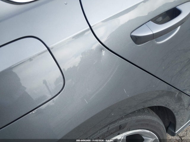 1VWDT7A31HC023322 Volkswagen Passat 1.8t R-line