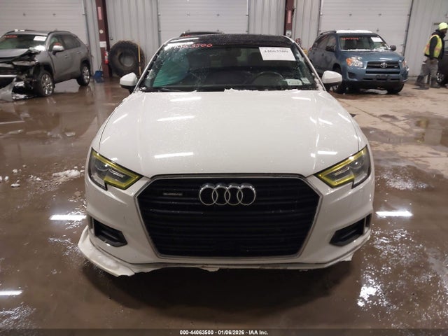 2017 Audi A3 2.0t Premium მანქანა იყიდება აუქციონზე, vin: WAUB8GFF2H1024874, აუქციონის ნომერი: 44063500
