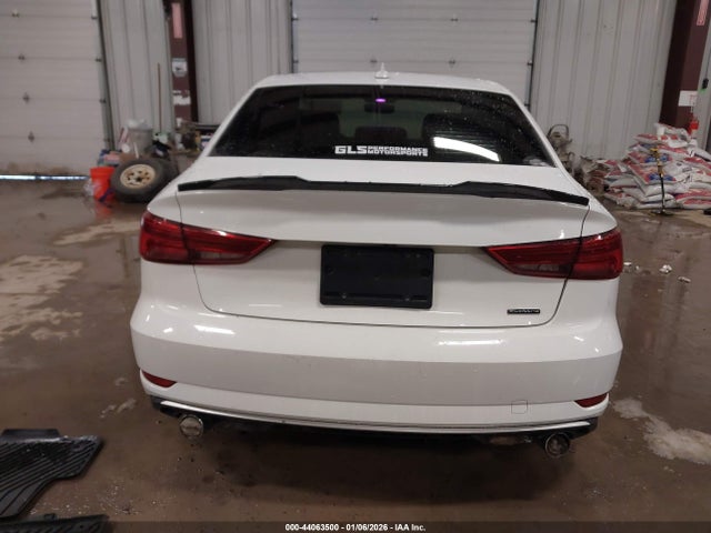 2017 Audi A3 2.0t Premium მანქანა იყიდება აუქციონზე, vin: WAUB8GFF2H1024874, აუქციონის ნომერი: 44063500
