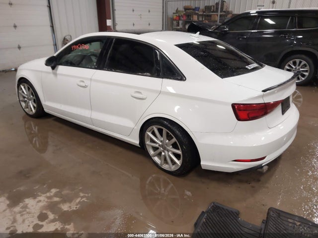 2017 Audi A3 2.0t Premium მანქანა იყიდება აუქციონზე, vin: WAUB8GFF2H1024874, აუქციონის ნომერი: 44063500