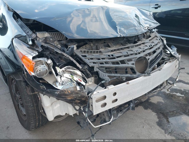 Toyota Prius Two 2014 JTDKN3DU0E1773576 Image 17