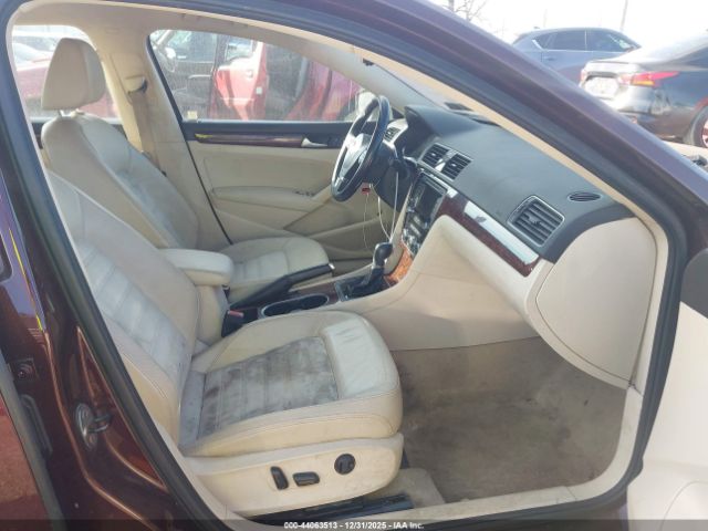 2013 VOLKSWAGEN PASSAT 1VWCM7A37DC062600 Photo 4