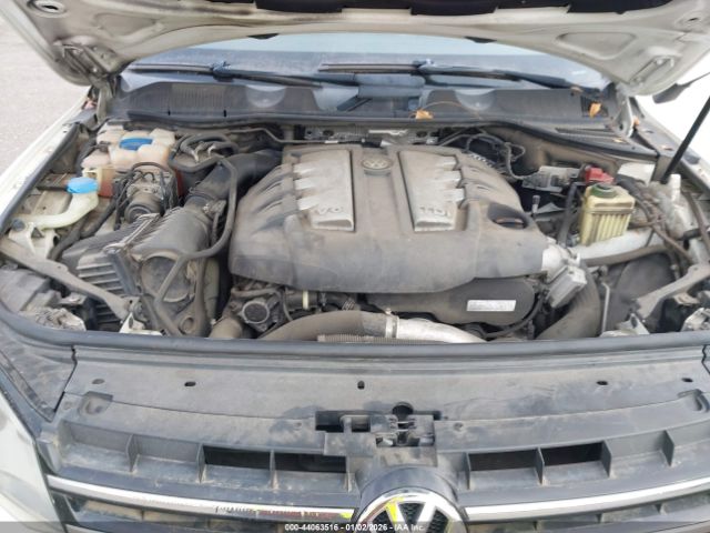 2012 VOLKSWAGEN TOUAREG WVGFK9BP7CD000878 Photo 9