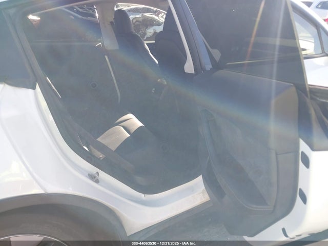 2023 TESLA MODEL Y 7SAYGDEE9PA098113 Photo 7