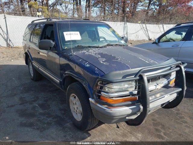 2000 CHEVROLET BLAZER 1GNDT13W6Y2158364