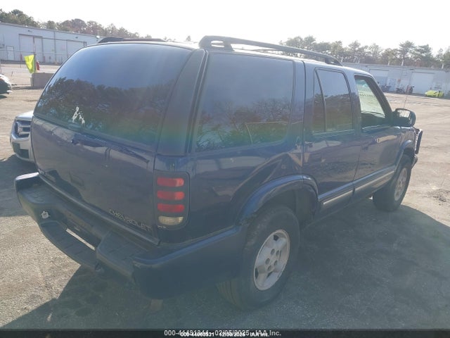 2000 CHEVROLET BLAZER 1GNDT13W6Y2158364 Photo 3