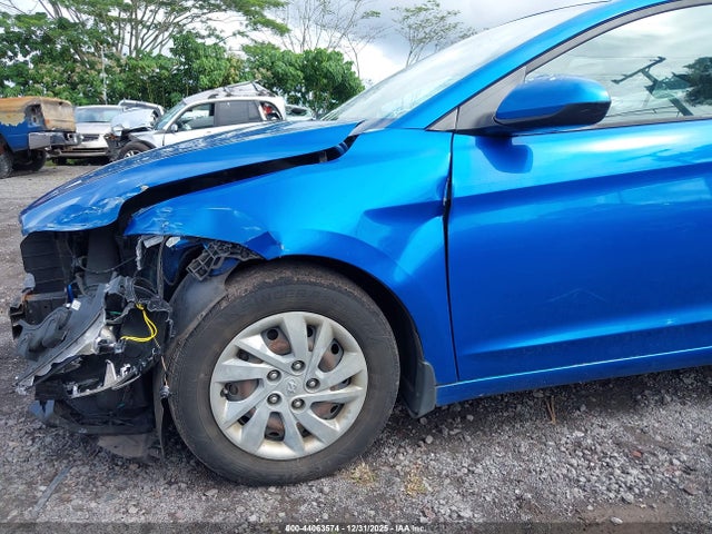 KMHD74LF5JU607571 Hyundai ELANTRA SE