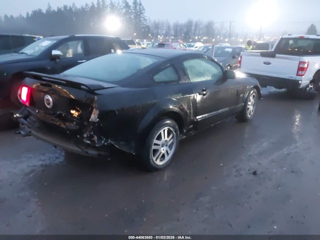 2005 FORD MUSTANG 1ZVFT82H355101074 Photo 3