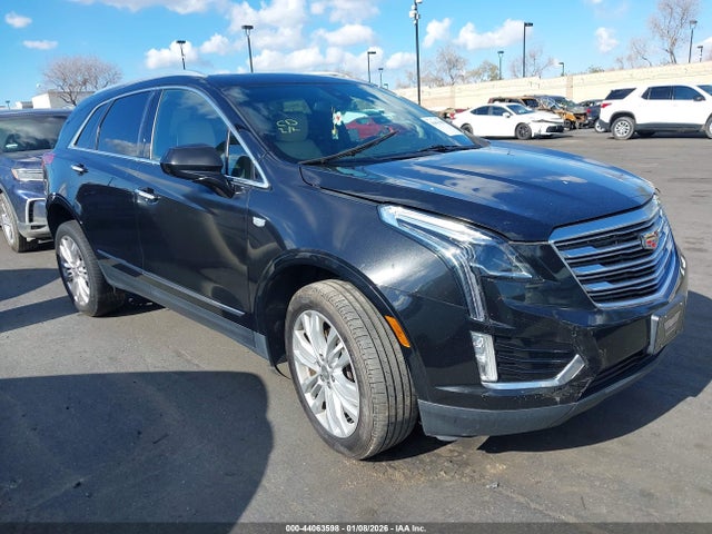 2017 CADILLAC XT5 1GYKNCRS1HZ257654 Photo 0