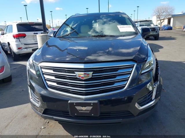 1GYKNCRS1HZ257654 Cadillac Xt5 Premium Luxury