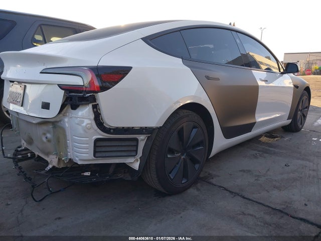 2024 TESLA MODEL 3 5YJ3E1EA1RF827798 Photo 3
