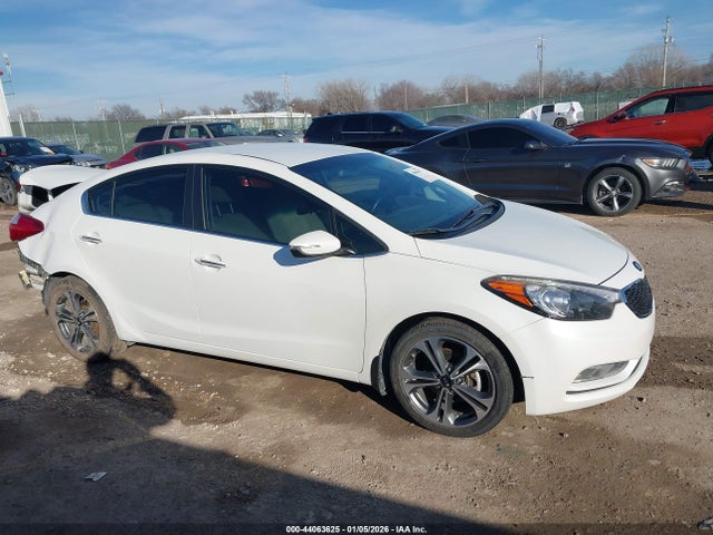 KNAFX4A8XE5194772 KIA FORTE EX