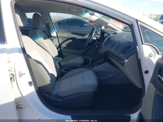 KNAFX4A8XE5194772 KIA FORTE EX