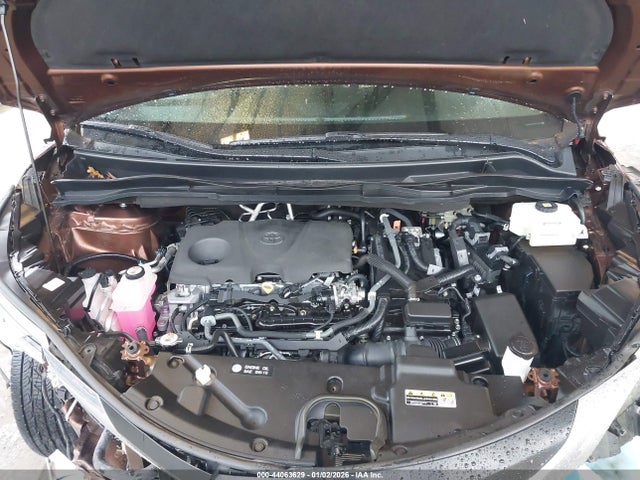 5TDYRKEC8NS114551 Toyota SIENNA XLE