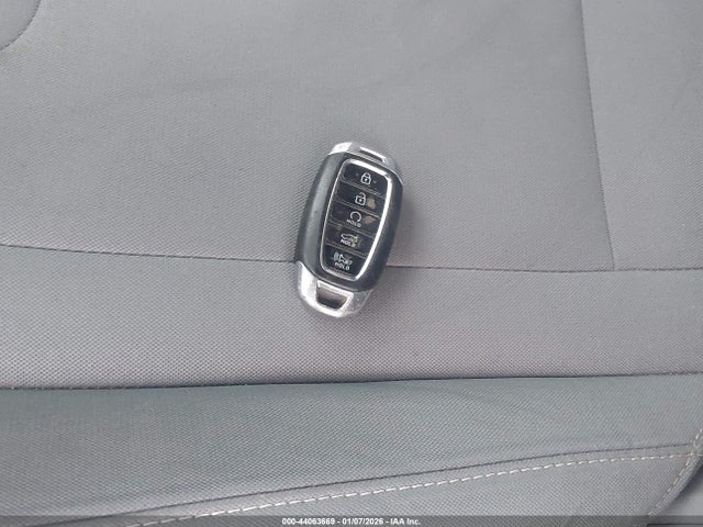 5NPLM4AG3MH011183 Hyundai ELANTRA SEL