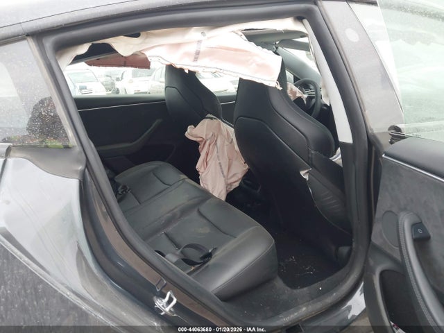 2025 TESLA MODEL 3 5YJ3E1ET6SF990633 Photo 7