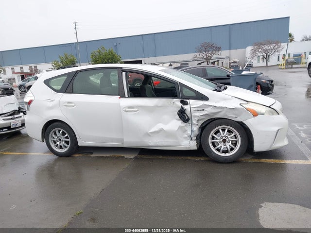 JTDZN3EU3E3310557 Toyota Prius V Three